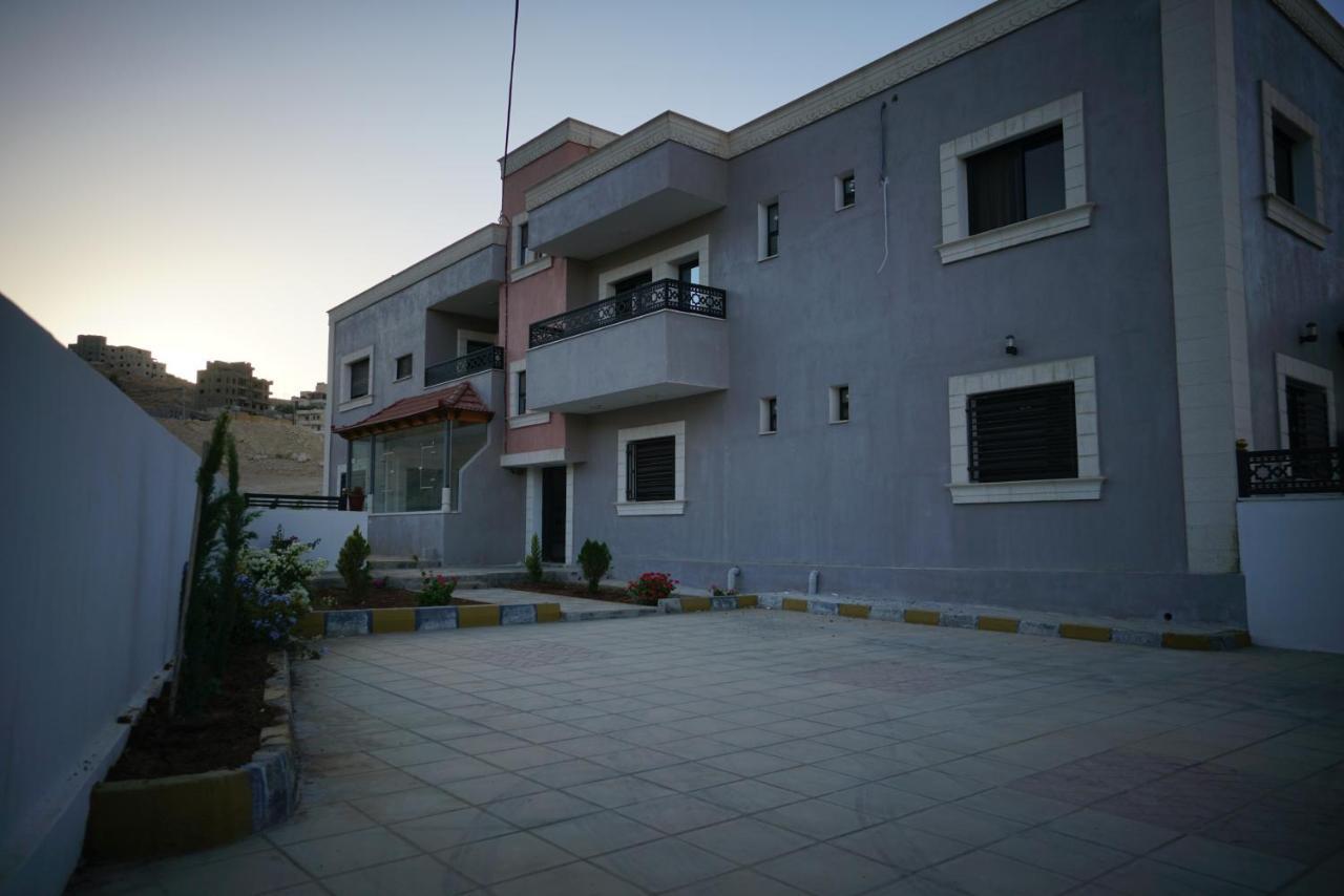 Amro Petra Apartment Wadi Musa Zewnętrze zdjęcie