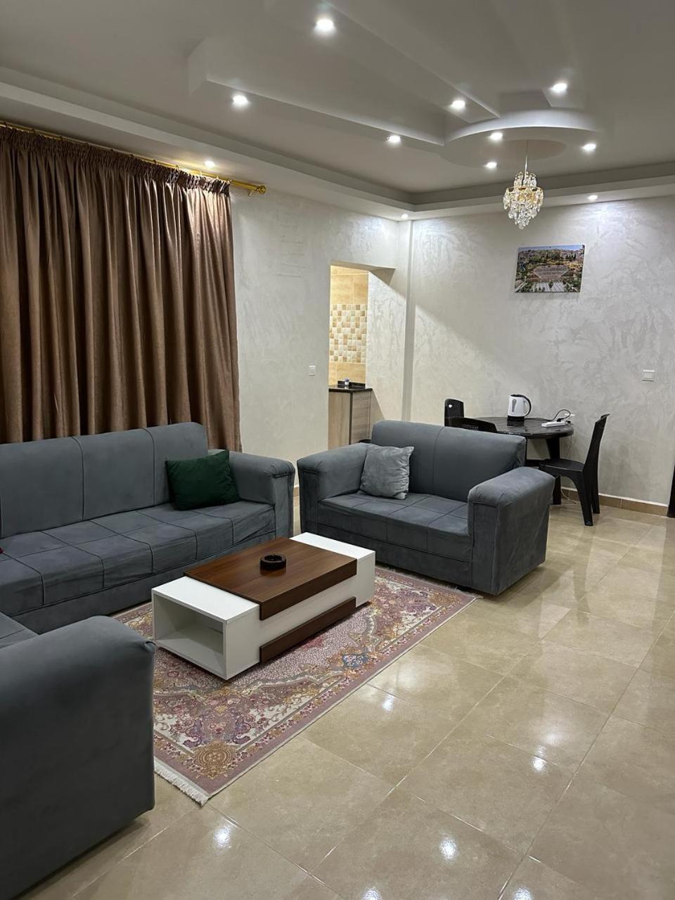 Amro Petra Apartment Wadi Musa Zewnętrze zdjęcie